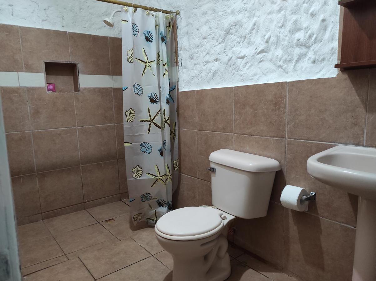 Hotel Caramba Hospedaje Tonsupa Exteriér fotografie
