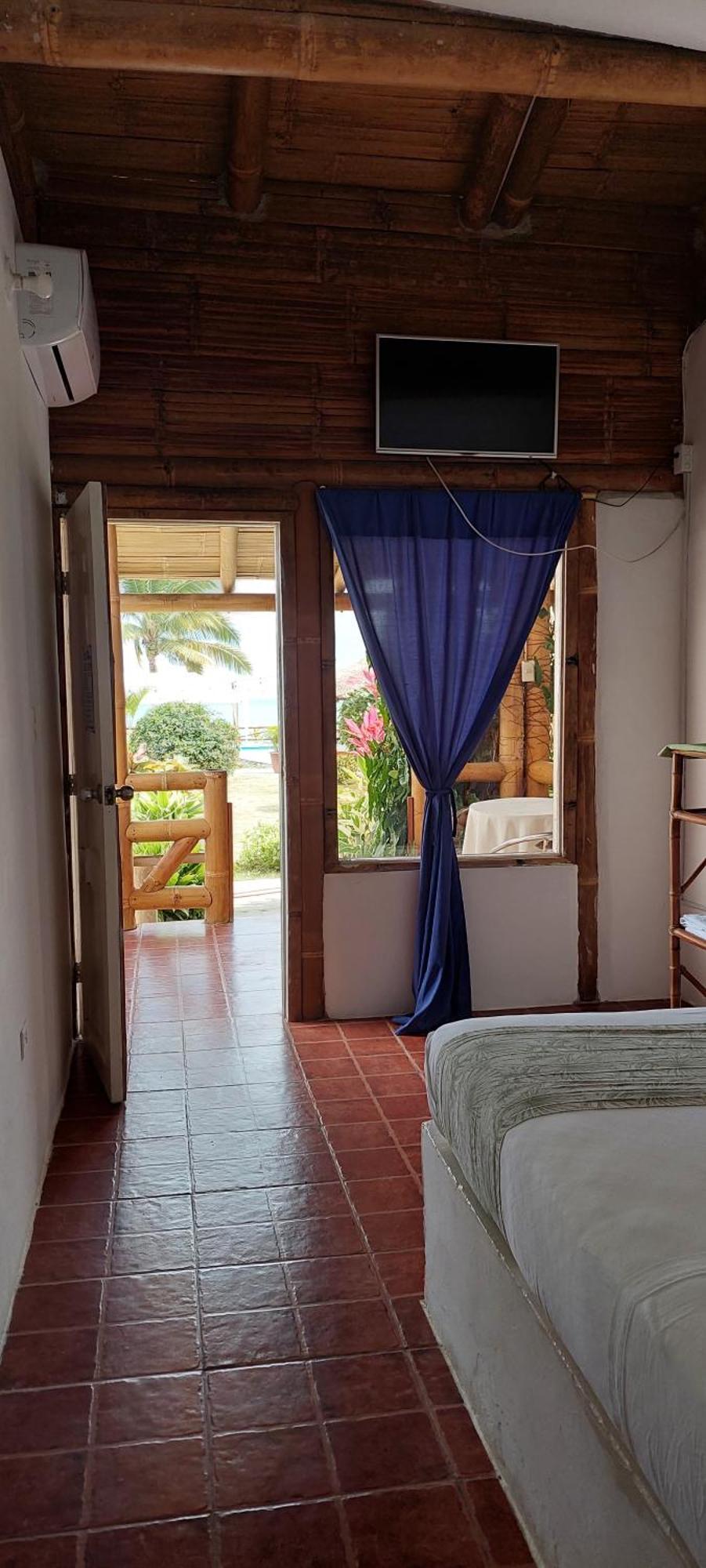 Hotel Caramba Hospedaje Tonsupa Pokoj fotografie